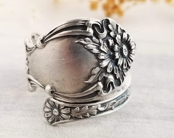 Sterling Daisy Ring, Daisy Wrap Ring, Spring Bloom Ring, Vintage Sterling Silver Ring, Vintage Floral Ring, Sterling Silver Spoon Ring, 985