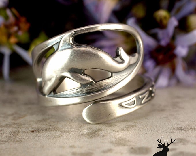 Sterling Silver Dolphin Ring, Marineland Ring, Porpus Ring, Sterling Ocean Ring, Vintage Beach Ring, Sterling Silver Souvenir Ring, 2316