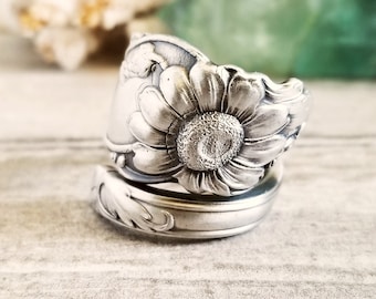 Art Nouveau Daisy & Thistle Ring, Sterling Spring Floral Ring, Vintage Sterling Silver Ring, Vintage Floral Nature Inspired Spoon Ring, 1824