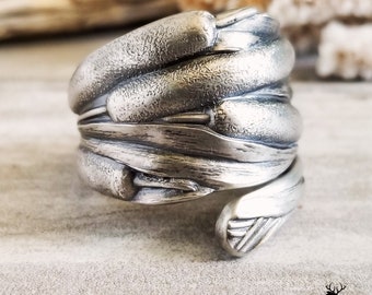 Wide Sterling Cattail Spoon Ring, Vintage Leaf Jewelry, Cat Tail Spoon Ring, Vintage Floral Spoon Ring, Art Nouveau Silver Flower Ring, 937