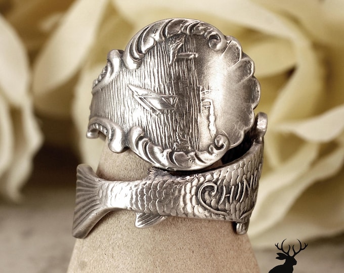 Salmon Fish Wrap Ring, Sterling Chinook Salmon Seattle Ring, Art Nouveau Fish Ring, Vintage Jewelry, Sterling Silver Spoon Ring, 1698B