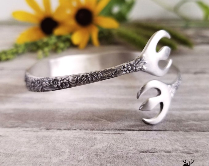Flower Bouquet Sterling Tong Bracelet, Floral Sugar Tong Bracelet, Vintage Spoon Jewelry, Antique Sterling Silver Spoon Bracelet, 911BR