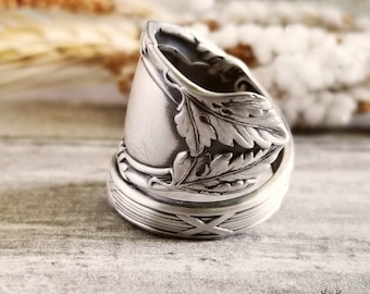 Sterling Silver Oak Leaf Wrap Ring, Vintage Botanical Spiral Ring, Antique Spoon Jewelry, Nature Inspired Spoon Ring, Leaf Ring, 1708B
