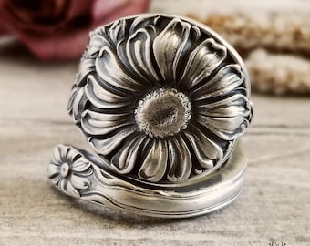 Art Nouveau Daisy Bloom Ring, Sterling Daisy Ring, Spring Flower Ring, Vintage Sterling Silver Ring, Vintage Nature Inspired Ring, 575