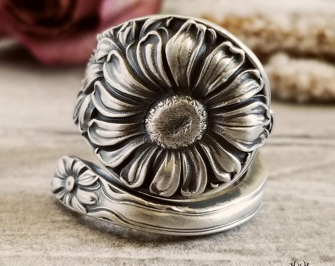 Art Nouveau Daisy Bloom Ring, Sterling Daisy Ring, Spring Flower Ring, Vintage Sterling Silver Ring, Vintage Nature Inspired Ring, 575