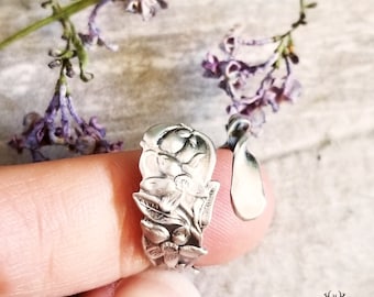 Dainty Silver Daffodil Ring, Floral Sterling Bloom Ring, Vintage Wrap Ring, Silver Spoon Ring, Floral Ring, Antique Flower Ring, 1555B