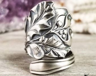 Elegant Sterling Holly Ring, Silver Holly Wrap Ring, Mistletoe Ring, Silver Christmas Ring, Antique Spiral Ring, Botanical Spoon Ring, 920