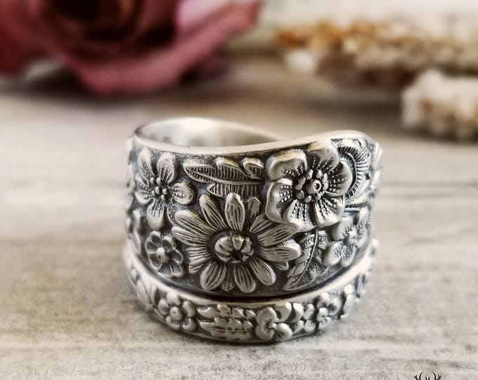Whimsical Wildflower Ring, Antique Sterling Silver Bloom Ring, Bridal Bouquet Ring, Botanical Wrap Ring, Adjustable Floral Spoon Ring, 911C