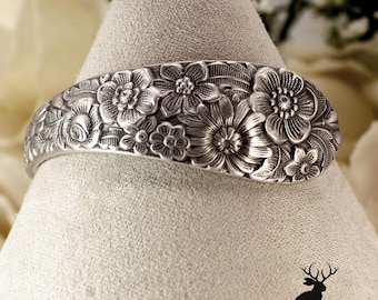 Small Flower Bouquet Sterling Bracelet, Antique Floral Bracelet, Vintage Spoon Jewelry, Antique Sterling Silver Spoon Bracelet, 911BR
