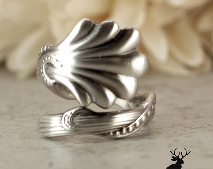 Antique Shiebler Tentacle Wrap Ring, Small Sterling Kracken Ring, Vintage Dainty Sterling Silver Spoon Ring, 2336