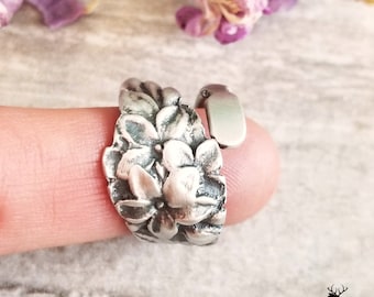 Dainty Violet Sterling Flower Spoon Ring, Vintage Floral Silver Spoon Ring, Vintage Flower Ring, Sterling Silver Violet Botanical Ring, 1455