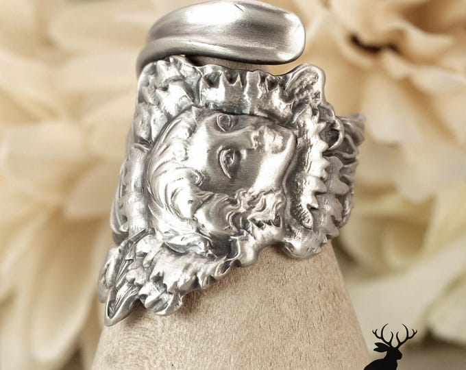 Elegant Diana Goddess Ring, Vintage Manchester Silversmiths Carnation Goddess Bloom Ring, Wide Sterling Silver Manchester Spoon Ring, 180