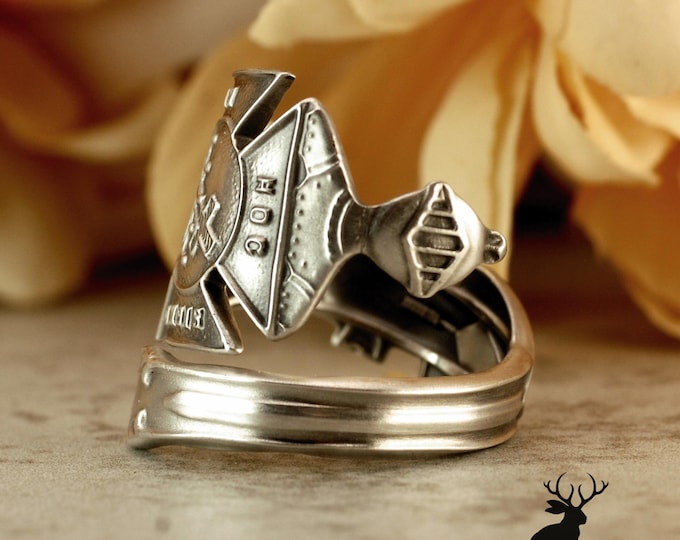 Sterling Knights Templar Ring, In Hoc Signo Vinces Ring, Sterling Monastic Order Ring, Sterling Medieval Ring, Vintage Spoon Ring, 2354