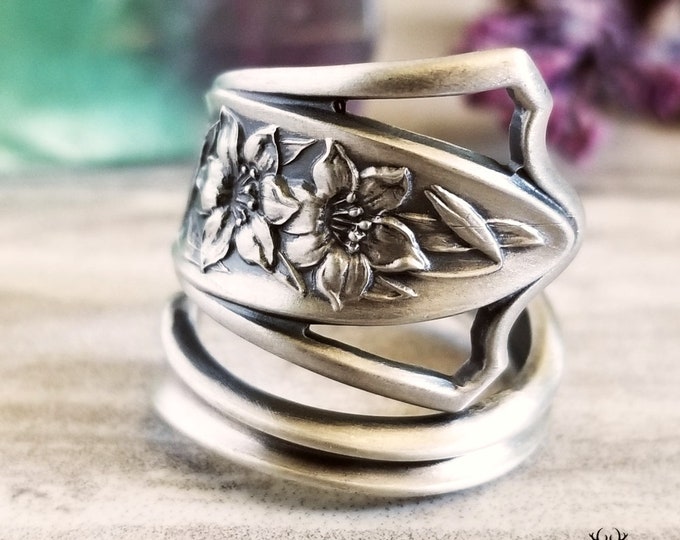 Silver Lily Spoon Ring, Art Nouveau Lily Ring, Vintage Flower Spoon Ring, Antique Floral Sterling Silver Spoon Ring, Boho Floral Ring, 824
