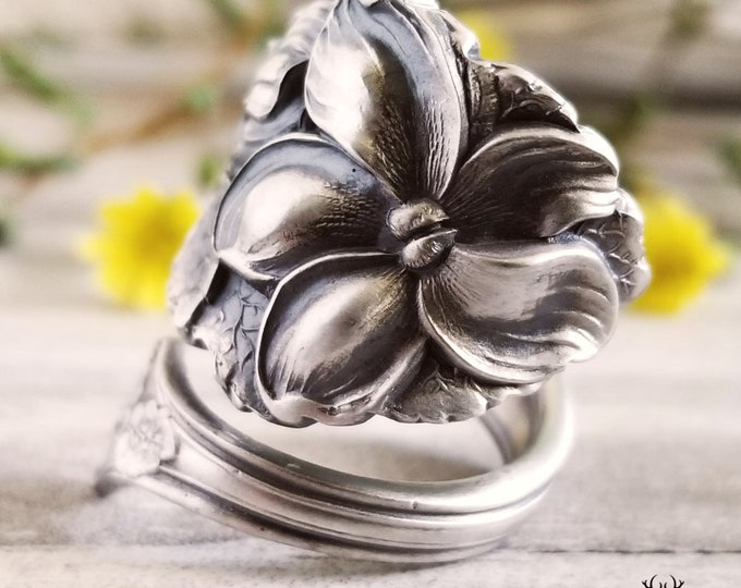 Violet Floral Spoon Ring, Flower Sterling Spoon Ring, Vintage Spoon Ring, Art Nouveau Sterling Silver Spoon Ring, Silver Flower Ring, 1392