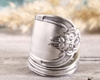 Rare Gargoyle Spoon Ring, Vintage Monster Ring, Sterling Spoon Ring, Demon Spoon Ring, Vintage Spoon Ring, Vintage Jewelry, 1118