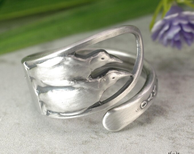 Sterling Penguins Ring, Little America Wrap Ring, .925 Sterling Silver Bird Ring, Antique Bird Spoon Ring, Vintage Artic Avian Ring, 2257