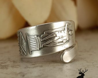 Sterling King Kamehameha Ring, Sterling Silver Hawaii Wrap Ring, Vintage Tropical Ring, Sterling Island Ring, Hawaiian Spoon Ring, 2388