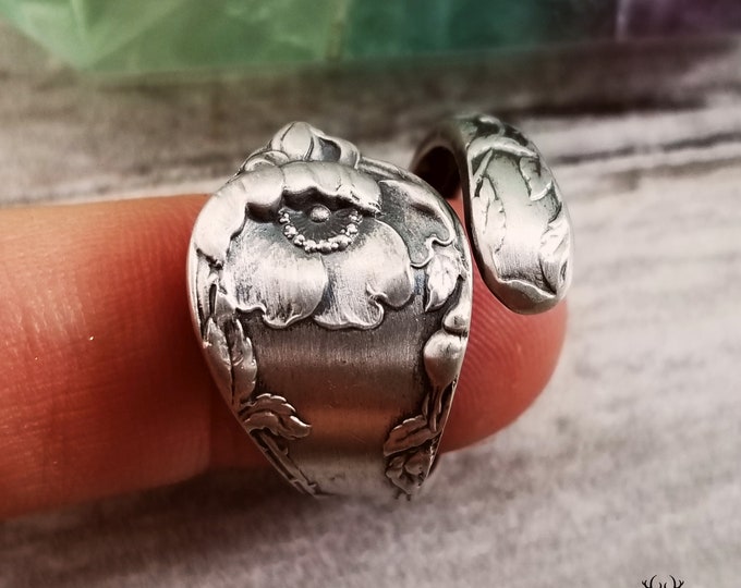 Antique Rose Sterling Silver Statement Ring, Wild Rose Wrap Ring, Vintage Widflower Spiral Ring, .925 Sterling Vintage Spoon Ring, 1832