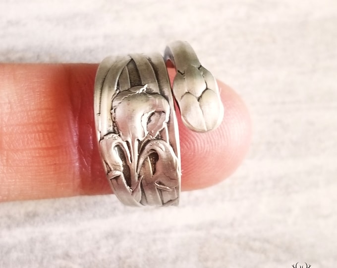 Iris Flower Wrap Ring, Spring Iris Bloom Ring, Antique Sterling Silver Ring, Sterling Silver Blossom Ring, Unique Botanical Spoon Ring, 124