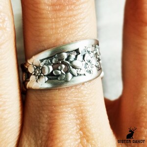 Dainty Forget-Me-Not Flower Ring, Forget-Me-Not Jewelry, Art Nouveau Style Wrap Ring, Flower Bridal Spoon Ring, Bridesmaid Floral, 1006A