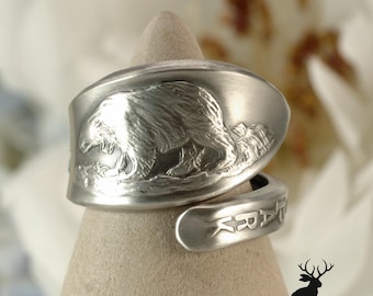 Yellowstone National Park Bear Ring, Sterling Silver Grizzly Ring, Silver Bear Ring, Grizzly Bear Silver Ring, Small Bear Spoon Ring, 861C