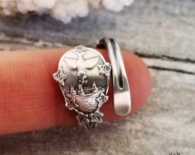 Dainty Sterling Mama Bird Ring, Sparrow Nest Ring, Sterling Bird Ring, Love Birds Band, Antique Avian Spoon Ring, Vintage Spring Ring, 1338