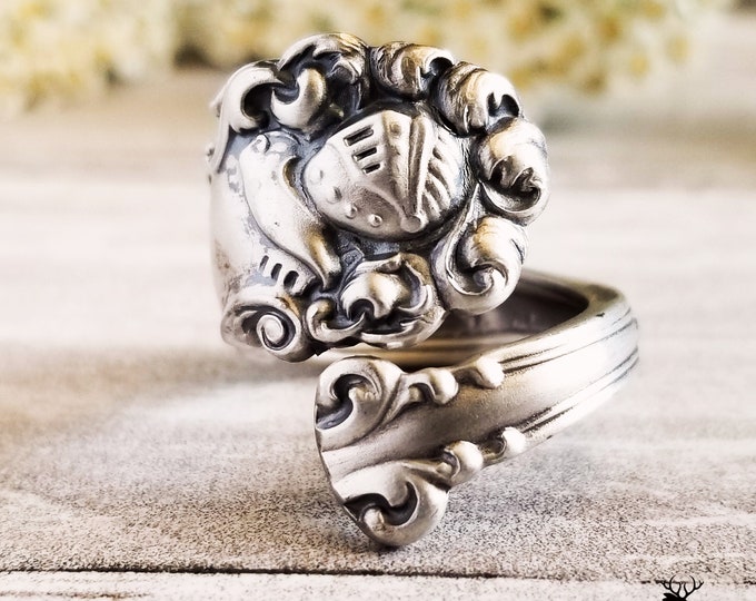 Sterling Silver Knight Ring, Sterling Heraldic Ring, Medieval Knight Ring, Vintage Spoon Ring, Knight in Shining Armor, Gift for Him, 204