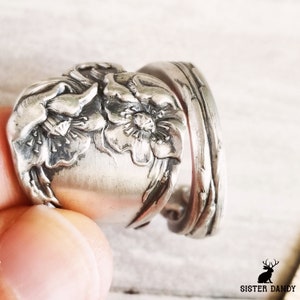 Sterling Wildflower Poppies Wrap Ring, Floral Spiral Ring, Vintage Spring Flower Ring, Art Nouveau Sterling Silver Flower Spoon Ring, 1060