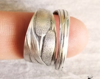 Dainty Cattail Wrap Ring, Sterling Cat Tail Ring, Vintage Botanical Spiral Ring, Vintage Leaf Jewelry, Art Nouveau Silver Spoon Ring, 1098