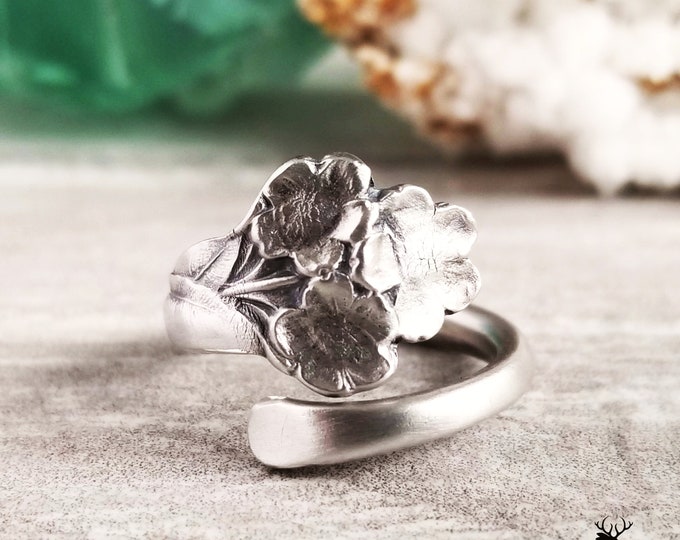 Petite Forget-Me-Not Flower Ring, Floral Bridal Ring, Bridesmaid Flower Ring, Forget-Me-Not Jewelry, Unique Art Nouveau Style Ring, 747B