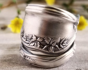 Sterling Orchid Spoon Ring, Antique Floral Sterling Ring, Vintage Spoon Ring, Vintage Spoon Jewelry, Unique Sterling Silver Spoon Ring, 1733