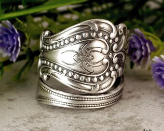 Sterling Silver Engraved Spider Wrap Ring, Unique Engraved Orb Weaver Ring, Elegant Gothic Ring, Silver Victorian Witch Spoon Ring, 5017