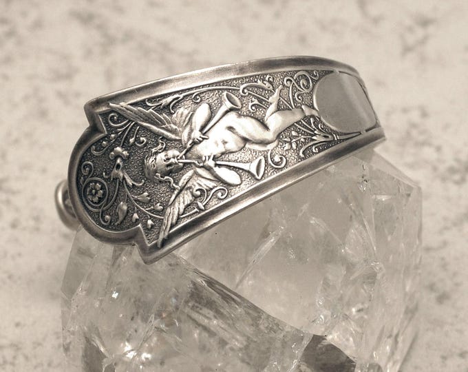 Sterling Silver Angel Bracelet, Antique Silver Cherub Bracelet, Angelic Wrist Cuff, 1530BR