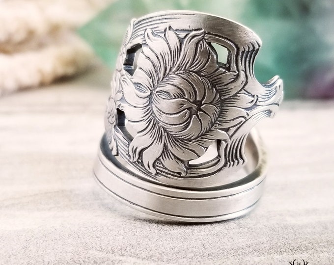Chrysanthemum Sterling Silver Ring, Art Nouveau Sterling Spoon Ring, Antique Flower Spoon Ring, Flower Spoon Ring, Floral Spoon Jewelry 1795