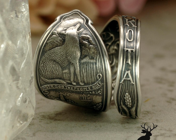 Howling Wolf Ring, Sterling Coyote Ring, Adjustable South Dakota Ring, Vintage Silver South Dakota Canine Ring, Sterling Spoon Ring, 2323