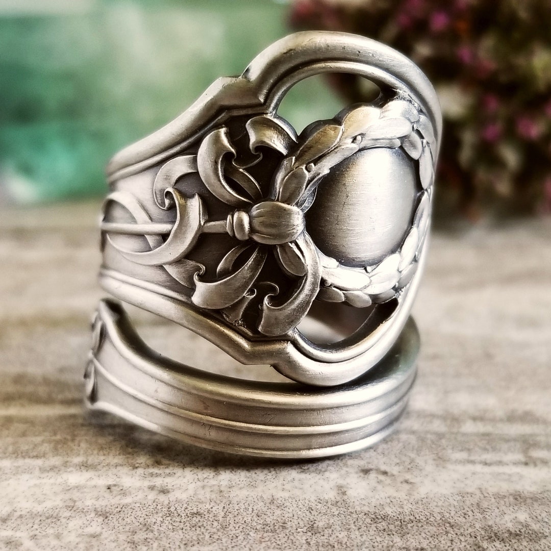 Sterling Laurel Spoon Ring, Spiral Spoon Ring, Vintage Spoon Ring