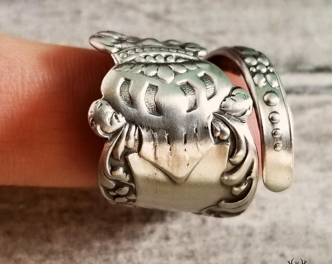 Sterling Silver Heraldic Knight Ring, Sterling Heraldic Ring, Medieval Knight Ring, Vintage Spoon Ring, Knight in Shining Armor, 784