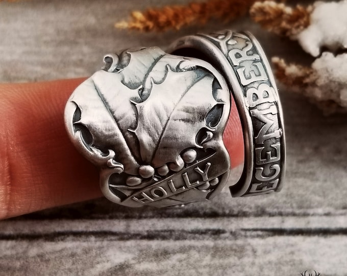 Silver Holly Ring, Art Nouveau Capricornus Sterling Spoon Ring, Antique Capricorn Silver Ring, Mistletoe Spoon Ring, Zodiac Spoon Ring, 1599
