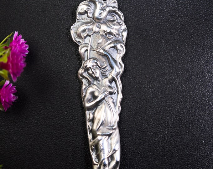 Spring Goddess Pendant, Sterling Silver Feminine Necklace, Goddess Silver Pendant, Nature Inspired Necklace, Unique Fae Necklace, 352-P