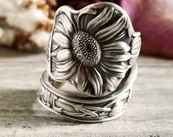 Art Nouveau Daisy Ring, Sterling Daisy Ring, Bellis Perennis Flower Ring, Vintage Sterling Silver Ring, Vintage Nature Inspired Ring, 1941