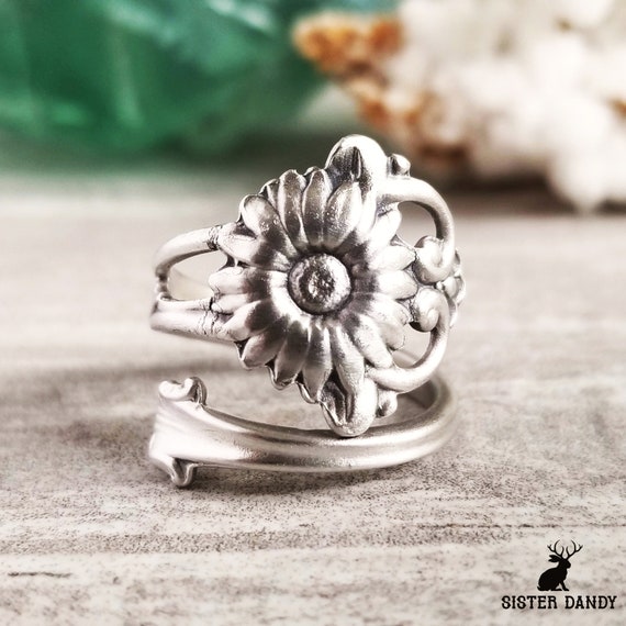 Daisy ring sterling silver deals
