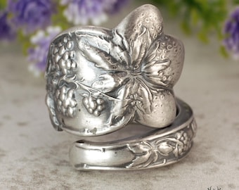 Sterling Silver Fruit Wrap Ring, Vintage Berries Ring, Cherries Ring, Art Nouveau Sterling Nature Ring, Unique 925 Fruit Spoon Ring, 1979