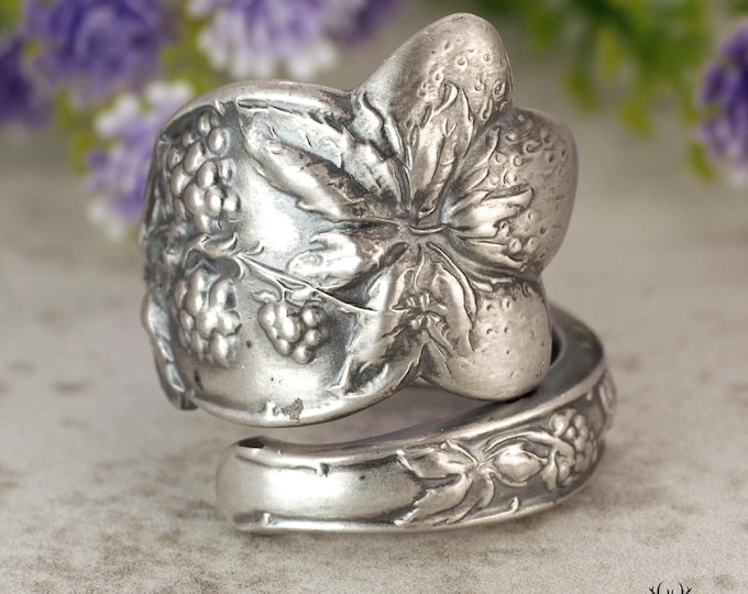 Sterling Handmade Fruit Wrap Ring, Vintage Berries Ring, Cherries Ring, Art Nouveau Sterling Nature Ring, Unique Fruit Spoon Ring, 1979