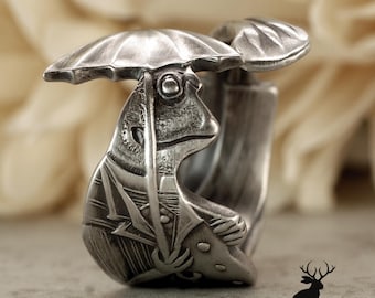 Frog Antique 925 Sterling Spoon Ring, Gift for Frog Lover or Herpetologist, Whimsical Animal Wrap Ring, 2300