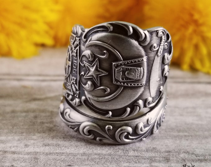 Rare Vintage Masonic Ring, Rare Freemason Ring, Unique Sterling Silver Masonic Jewelry, All-Seeing Eye Ring, Rare Symbolic Spoon Ring, 1700
