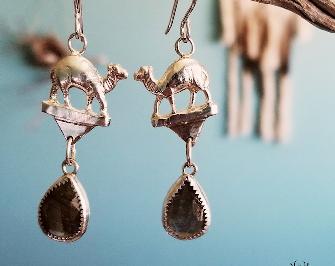 Labradorite Camel Earrings, Sterling Silver Dangle Earrings with Natural Labradorite, Elegant Sterling Silver Earrings, Labradorite Jewelry