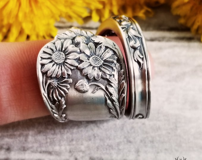 Sterling Daisy Wrap Ring, Spiral Daisy Flower Ring, Floral Bloom Ring, Vintage Wildflower Ring, Sterling Silver Spring Spoon Ring, 1420