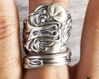Columbine Flower Wrap Ring, Wide Sterling Bloom Ring, Spiral Botanical Ring, Vintage Floral Spoon Jewelry, Sterling Silver Spoon Ring, 135