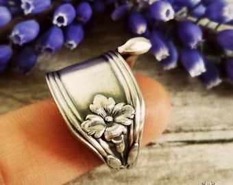 Violet Sterling Flower Spoon Ring, Vintage Floral .925 Silver Ring, Unique Vintage Flower Ring, Sterling Silver Violet Botanical Ring, 312